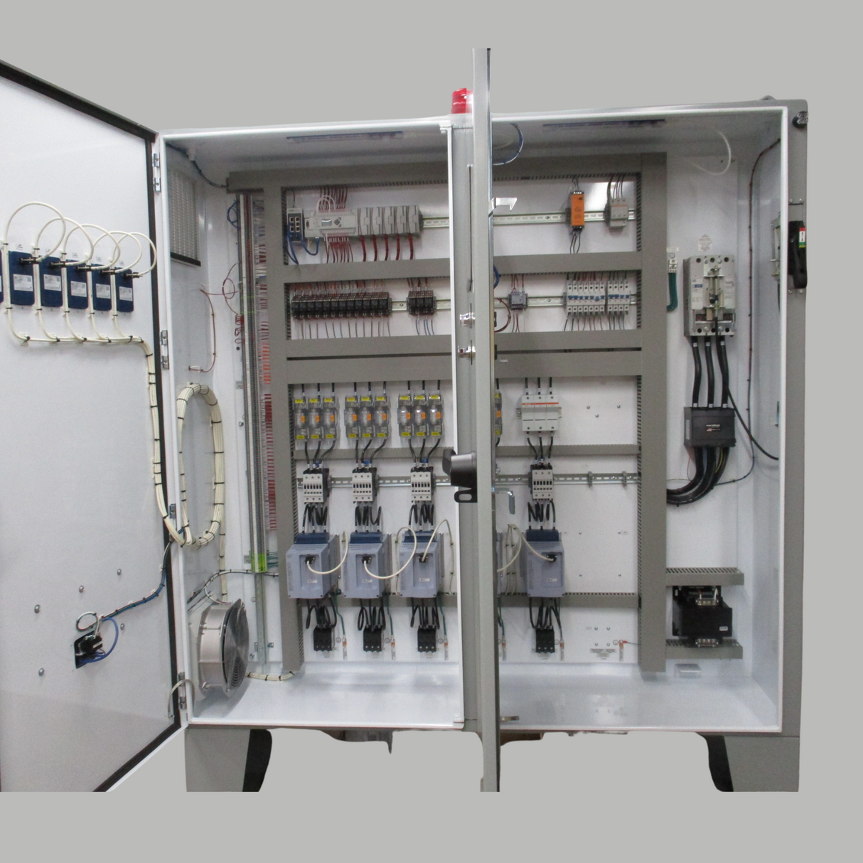 WEG Softstarters 40 HP 61 AMP SSW900B0061T5E2B
25 HP SSW900B0061T5E2B